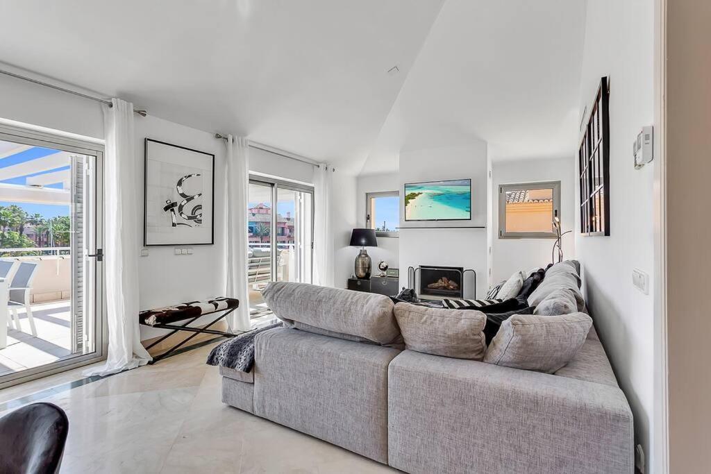 סן רוקה Yolo Spaces - Sotogrande Sea View Penthouse מראה חיצוני תמונה