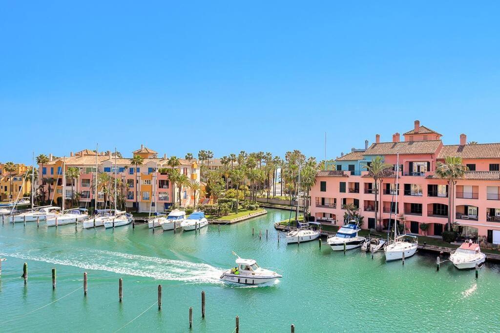 סן רוקה Yolo Spaces - Sotogrande Sea View Penthouse מראה חיצוני תמונה