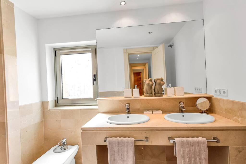 סן רוקה Yolo Spaces - Sotogrande Sea View Penthouse מראה חיצוני תמונה