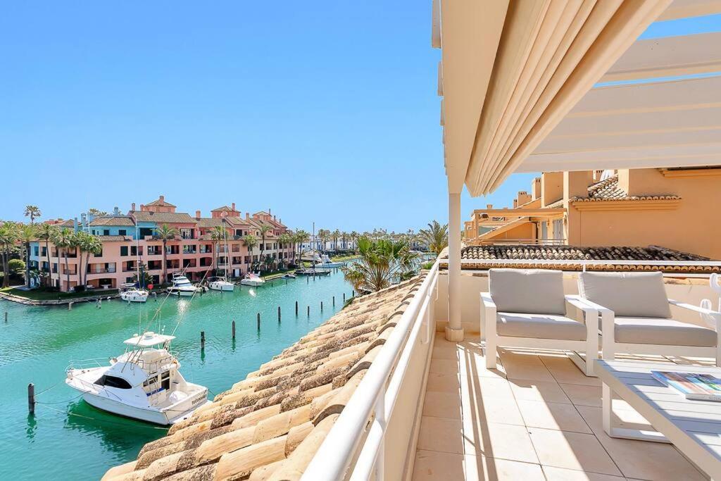 סן רוקה Yolo Spaces - Sotogrande Sea View Penthouse מראה חיצוני תמונה