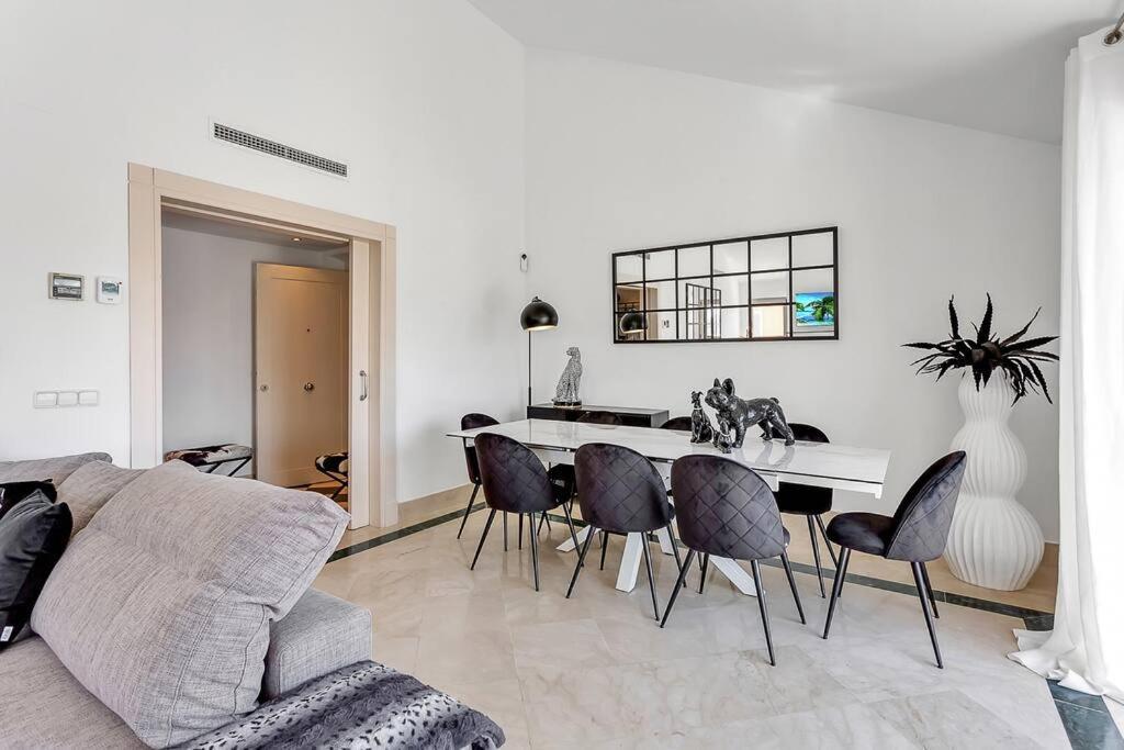 סן רוקה Yolo Spaces - Sotogrande Sea View Penthouse מראה חיצוני תמונה