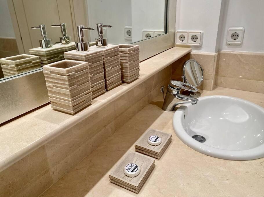 סן רוקה Yolo Spaces - Sotogrande Sea View Penthouse מראה חיצוני תמונה