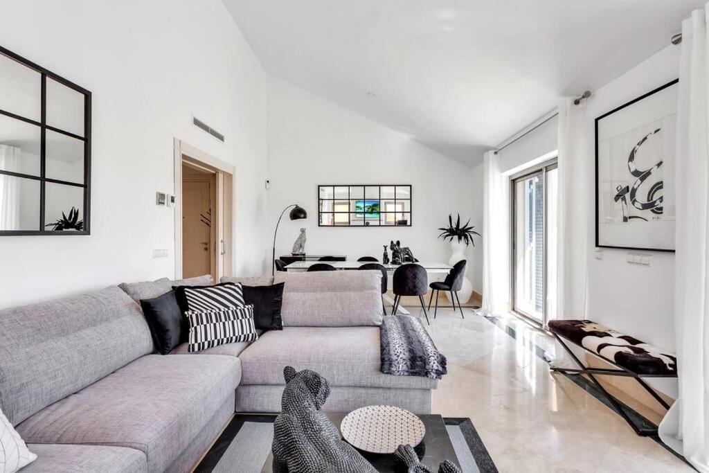 סן רוקה Yolo Spaces - Sotogrande Sea View Penthouse מראה חיצוני תמונה