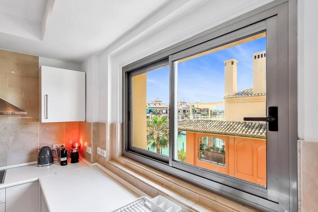 סן רוקה Yolo Spaces - Sotogrande Sea View Penthouse מראה חיצוני תמונה