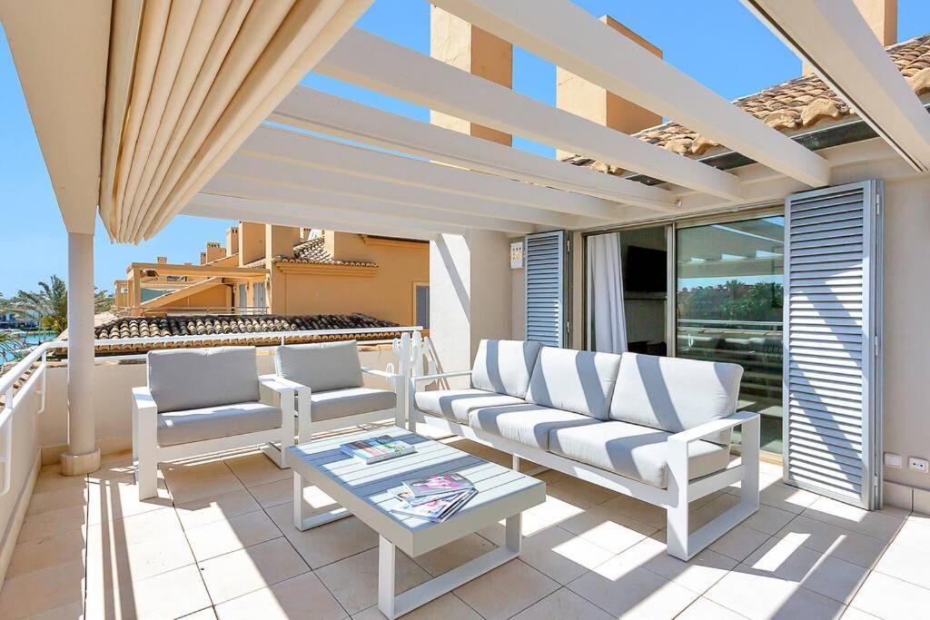 סן רוקה Yolo Spaces - Sotogrande Sea View Penthouse מראה חיצוני תמונה